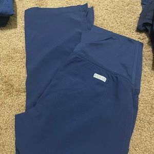 Med couture maternity scrubs
